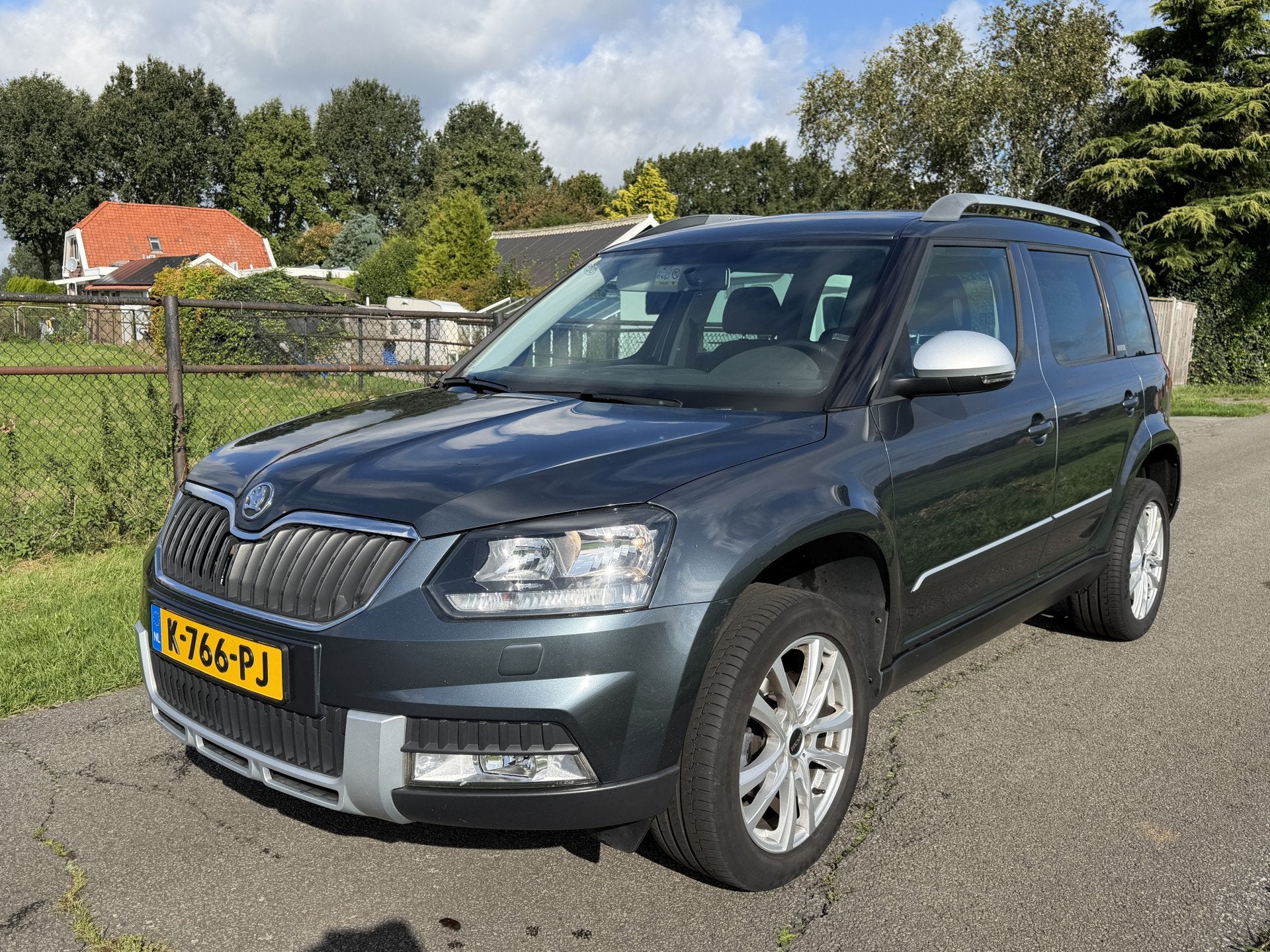 Skoda Yeti Outdoor 1.2 TSI Adventure Airco/Cruise/LMV, Auto's, Voorwielaandrijving, Euro 5, Stof, Gebruikt