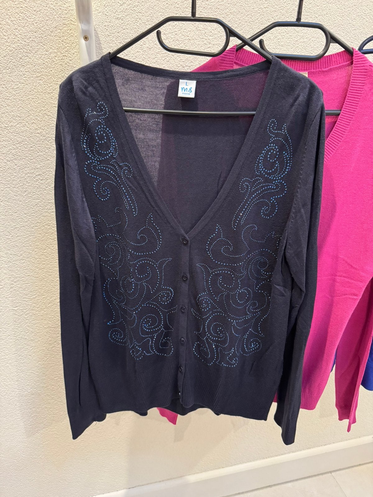 Nieuw zwart vest met blauwe glitterpailetten L ms mode, Ophalen of Verzenden, Zo goed als nieuw, Maat 42/44 (L), Zwart