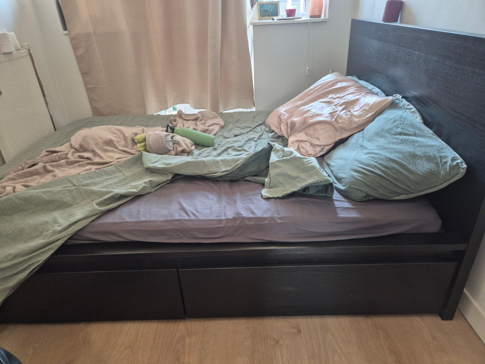 IKEA MALM bedframe 160x200cm met 4 opbergboxen, Ophalen, Gebruikt, Zwart, Tweepersoons