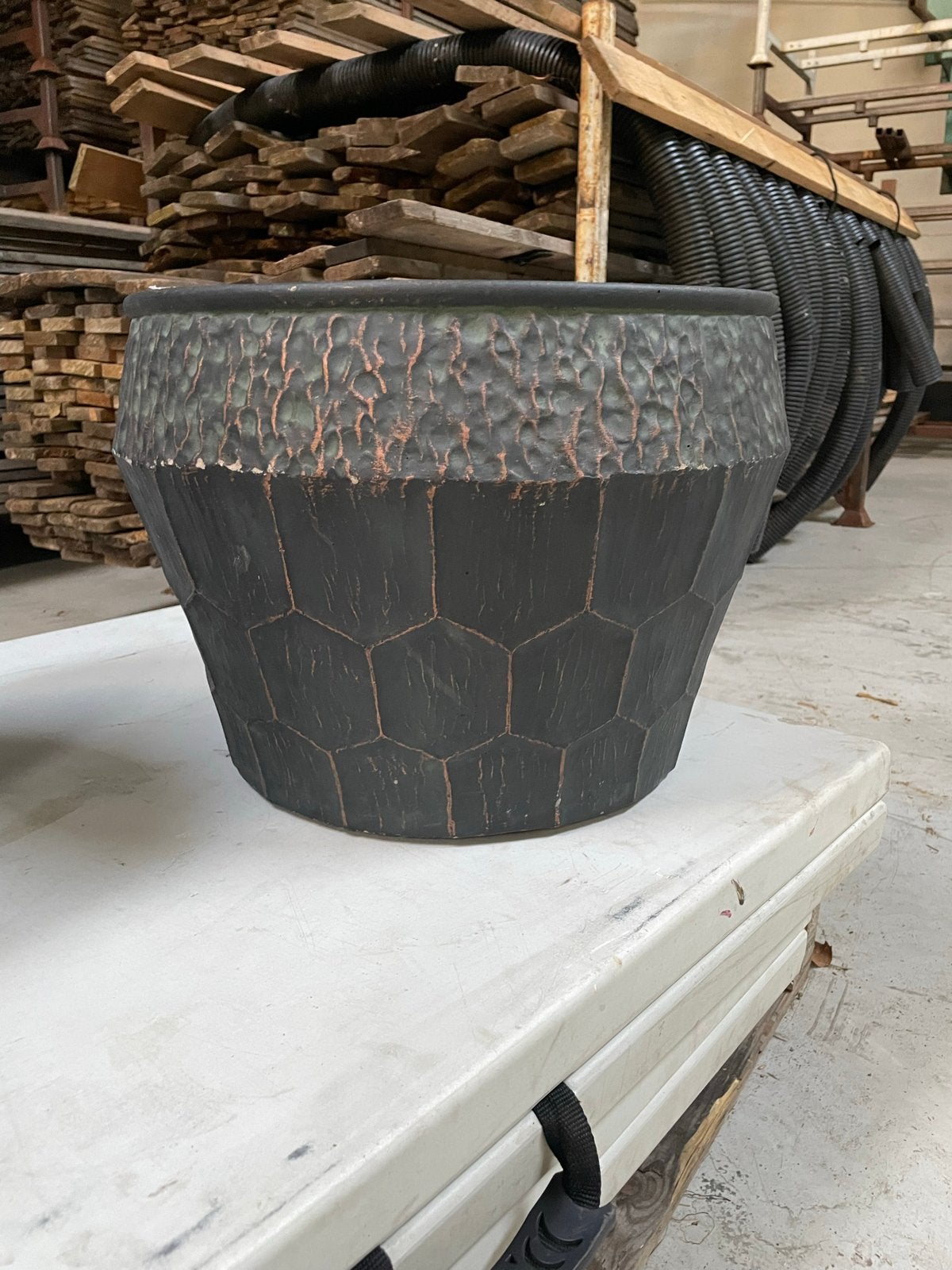 Grote bloempot met uniek reliëf, Gebruikt, 40 cm of meer, Rond, Binnen