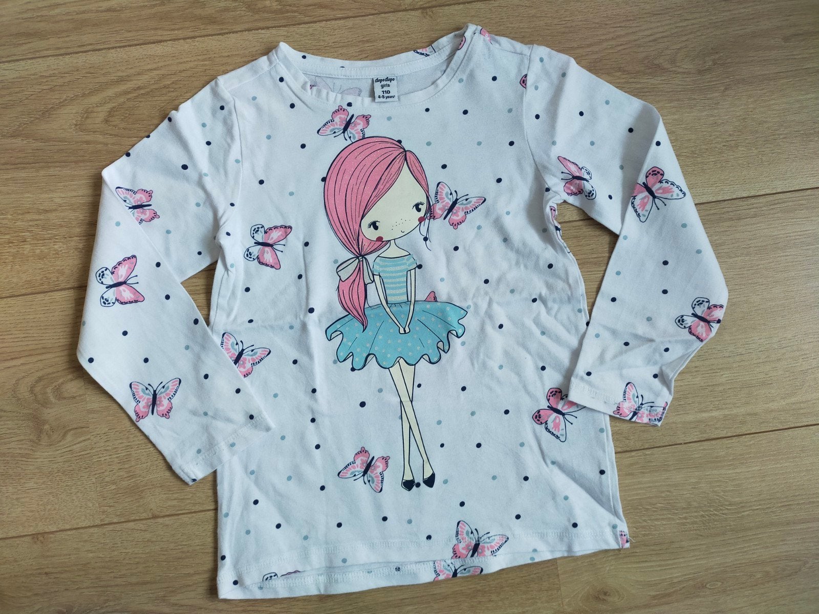 Zgan! Schattige witte longsleeve meisje van Dopodopo! Mt 110, Ophalen of Verzenden, Zo goed als nieuw, Meisje, Shirt of Longsleeve