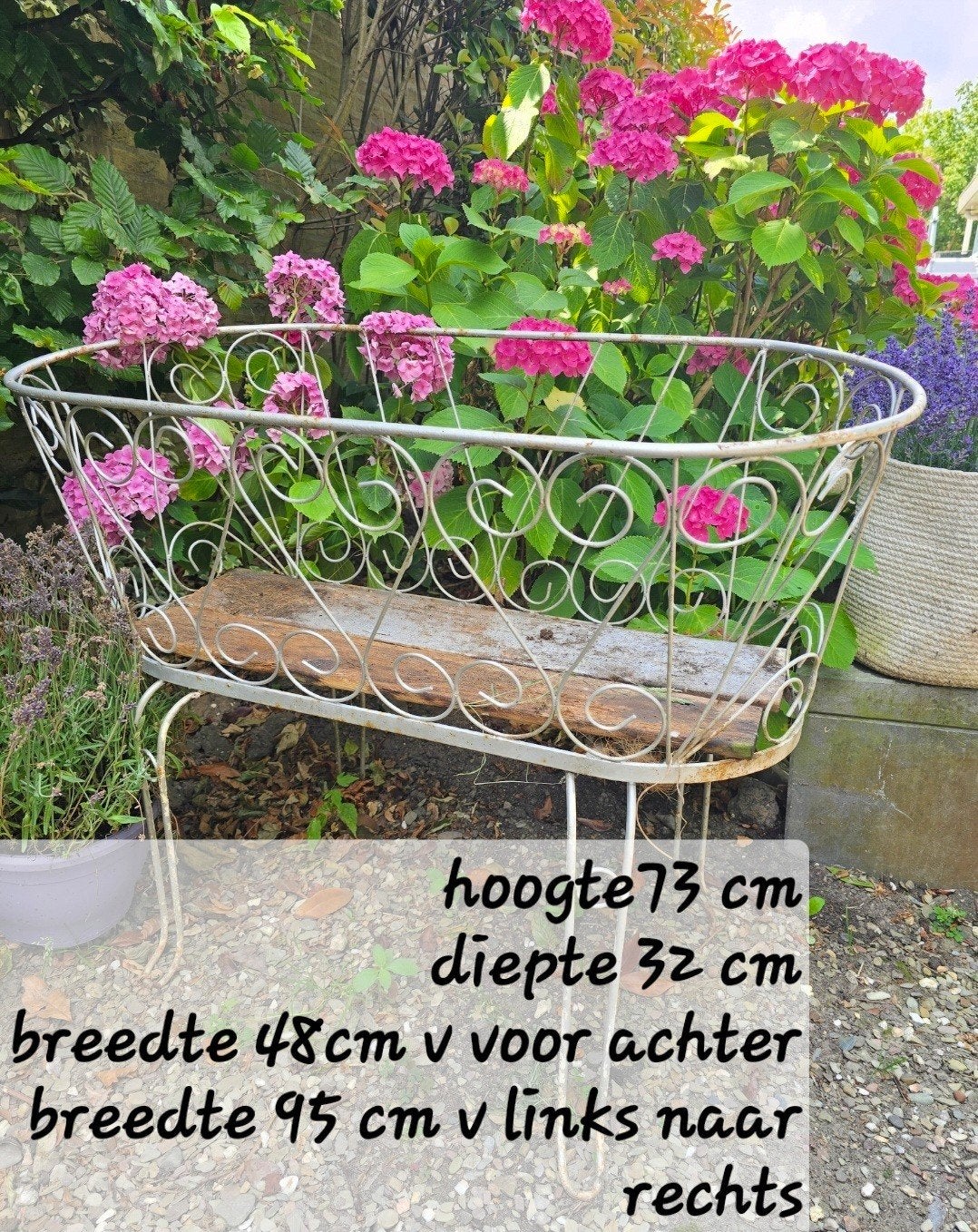 ijzeren wieg/ plantenbak, Ophalen