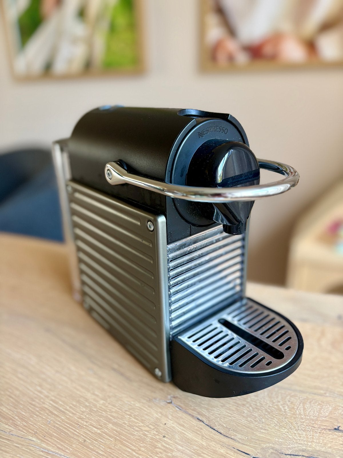 Nespresso Krups Titanium Koffiemachine Cups, Ophalen, Zo goed als nieuw