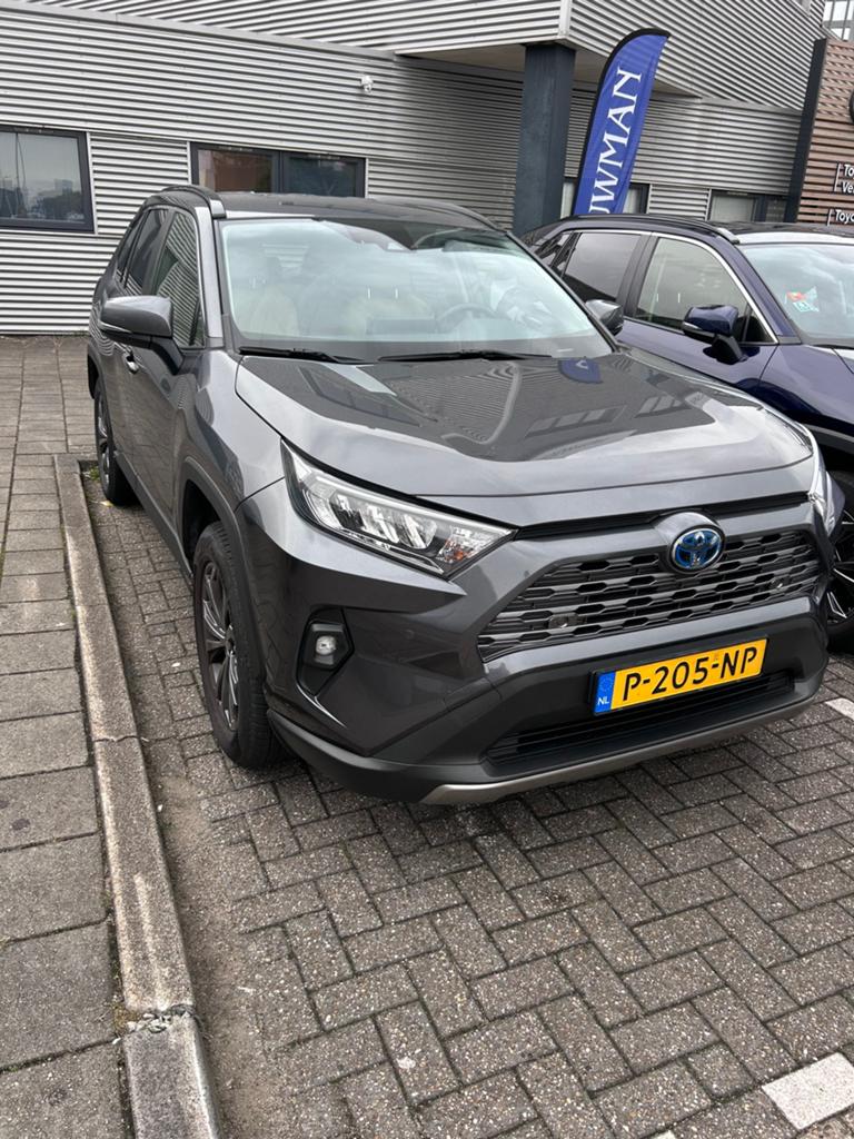 Toyota Rav4 2.5 Hybrid 222pk AWD ‘22 Leder Trekhaak Bearlock, Auto's, Toyota, Automaat, Euro 6, 4 cilinders, 2487 cc