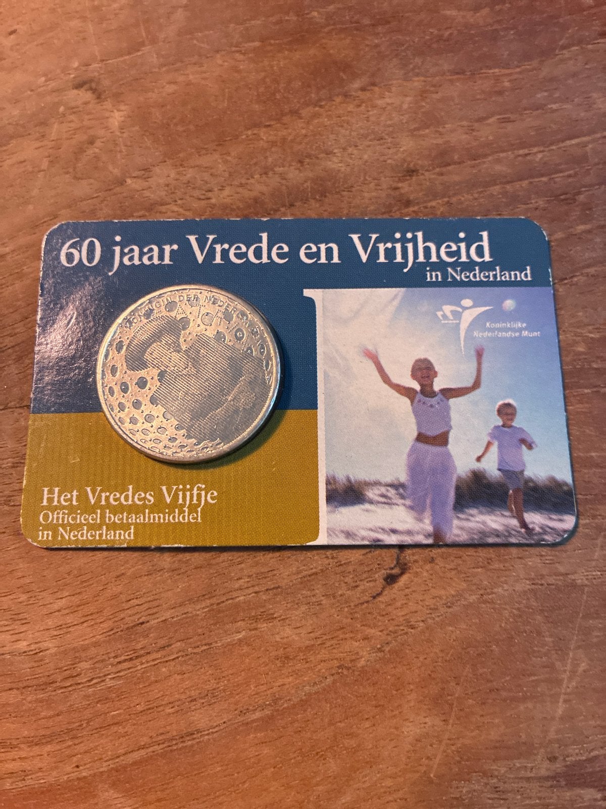 Het Vredes Vijfje - 60 jaar Vrede en Vrijheid in Nederland, Postzegels en Munten, Koningin Beatrix, Zilver, Euro's, Ophalen of Verzenden