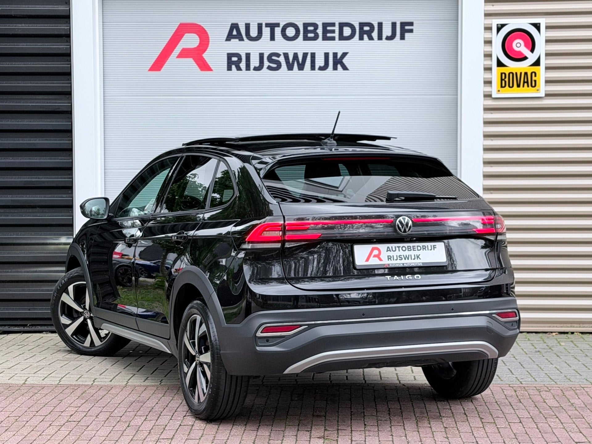 Volkswagen Taigo 1.5 TSI Style Pano/Camera/AppleCar, Auto's, Alcantara, Zwart, Origineel Nederlands, Bedrijf