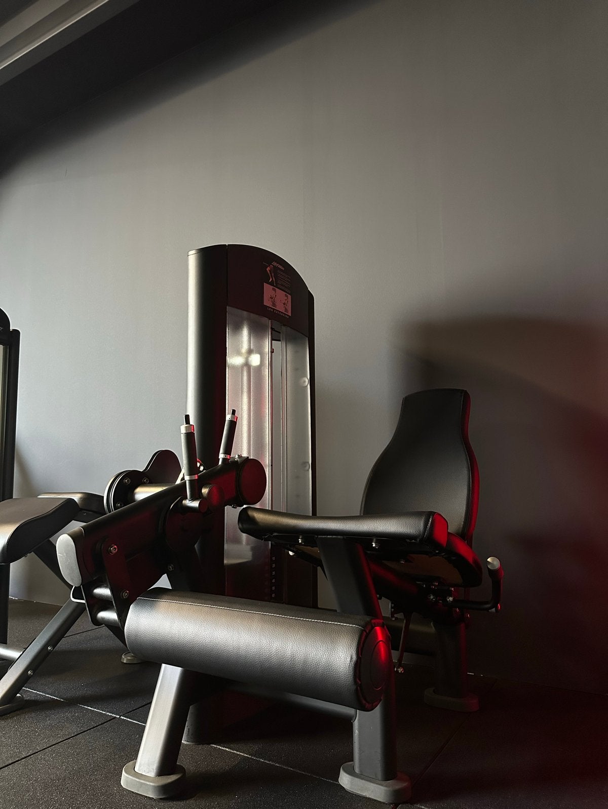 LifeFitness Leg Extension, Ophalen, Gebruikt, Krachtstation, Metaal