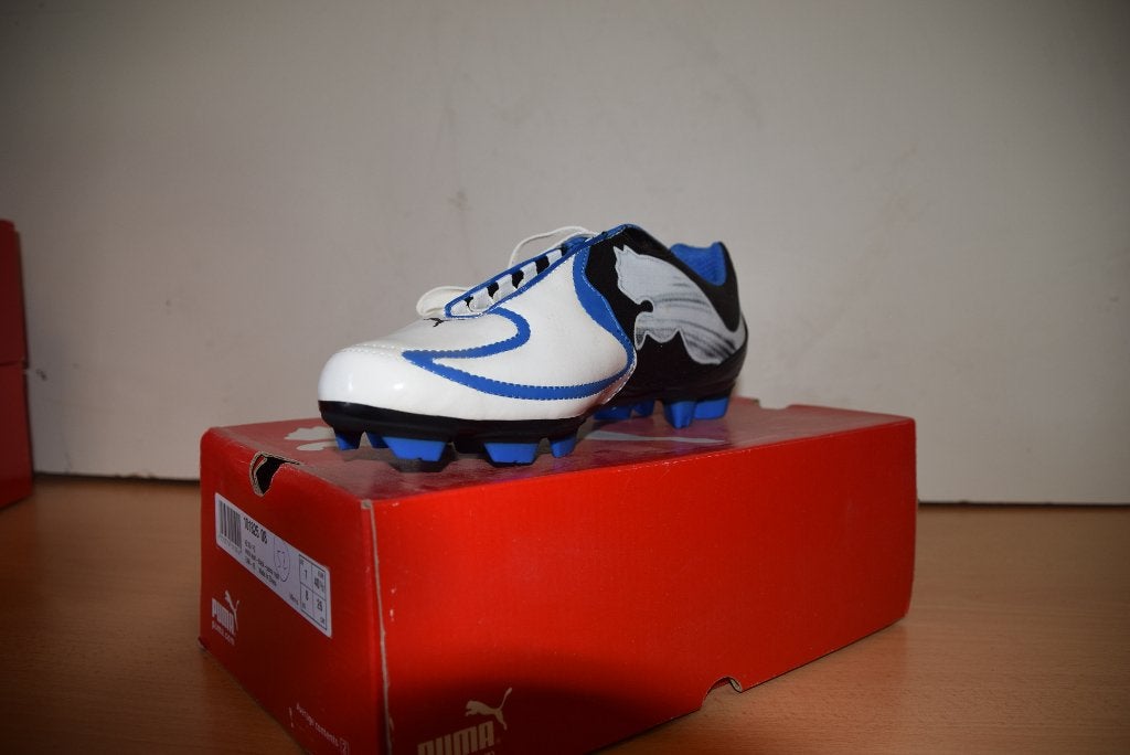 voetbalschoenen, Maat XS of kleiner, Schoenen, Nieuw, Ophalen of Verzenden