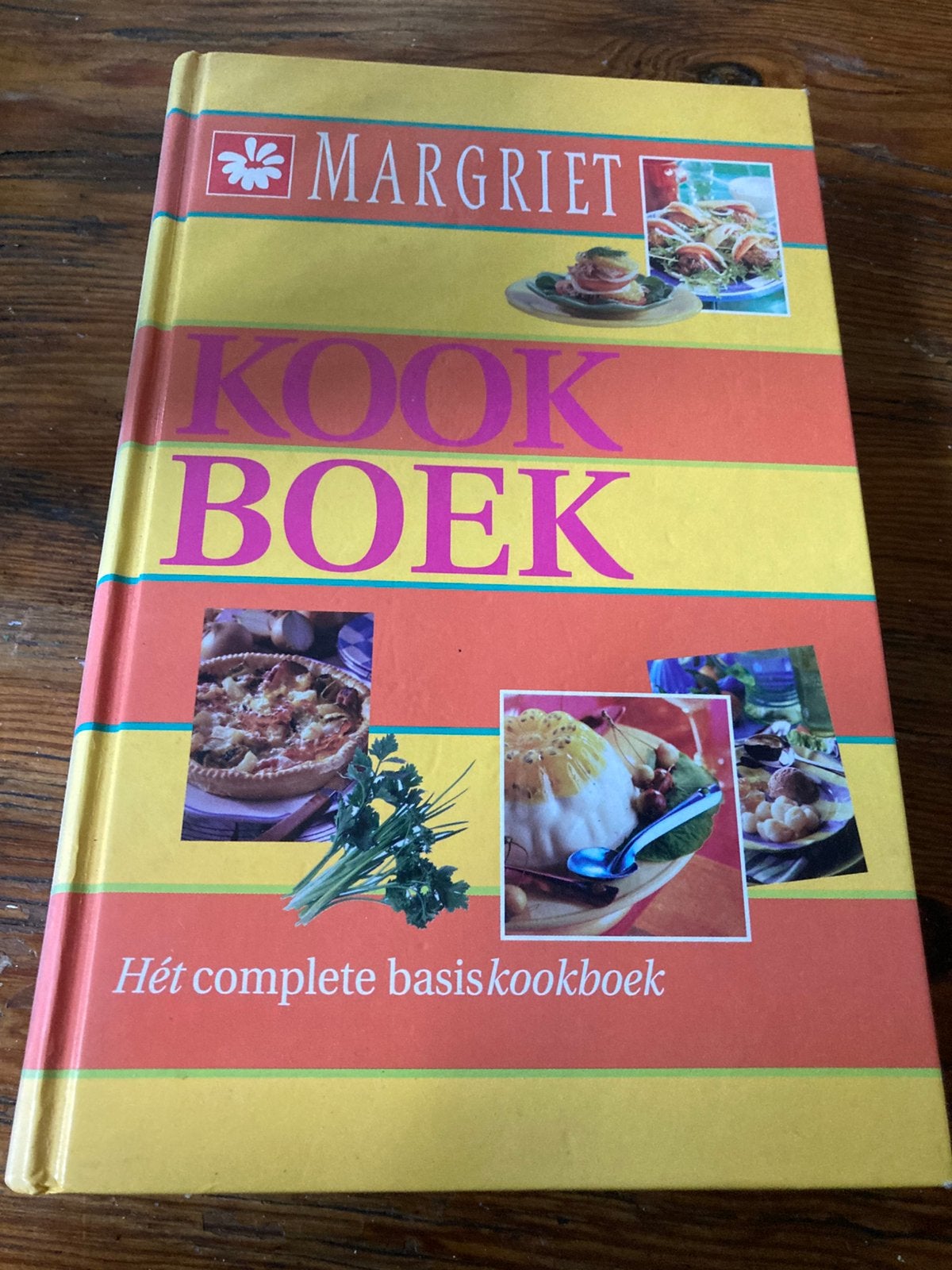 Margriet kookboek, Ophalen of Verzenden, Zo goed als nieuw, Nederland en België