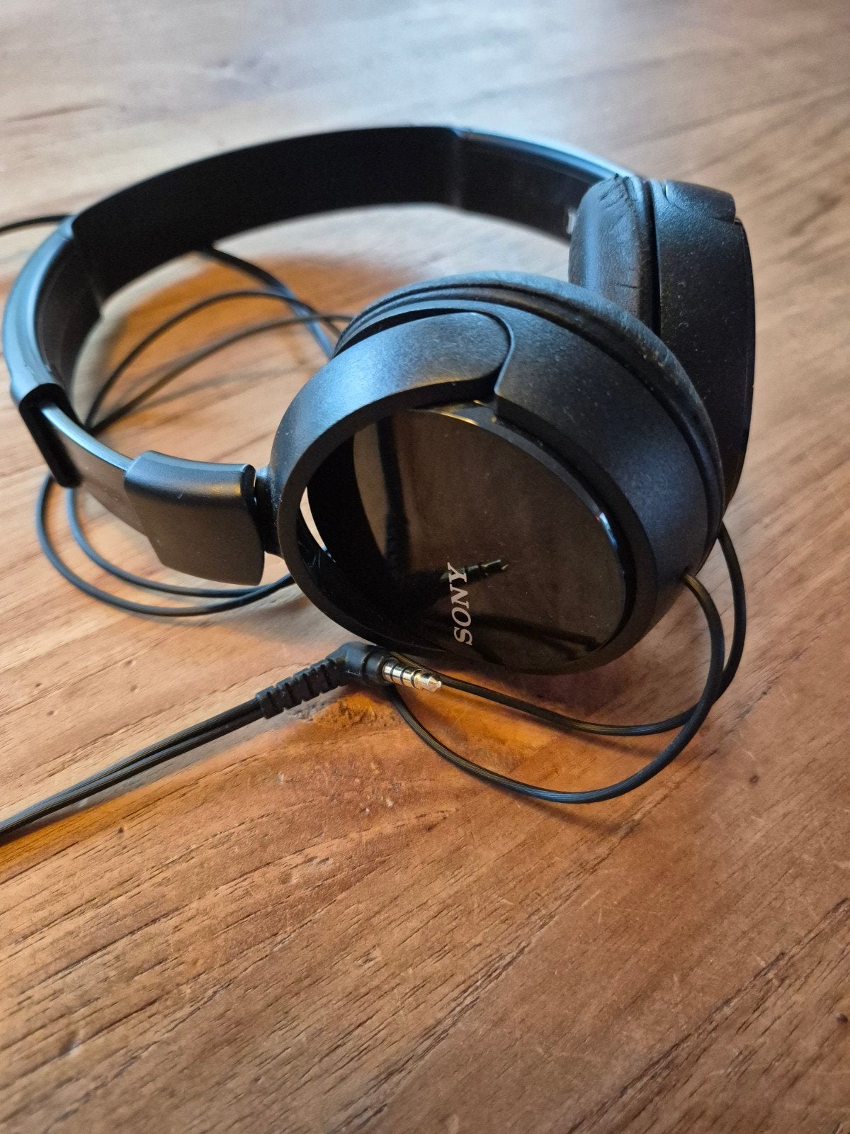 Sony koptelefoon met draad, Ophalen of Verzenden, Gebruikt, Zwart, Sony