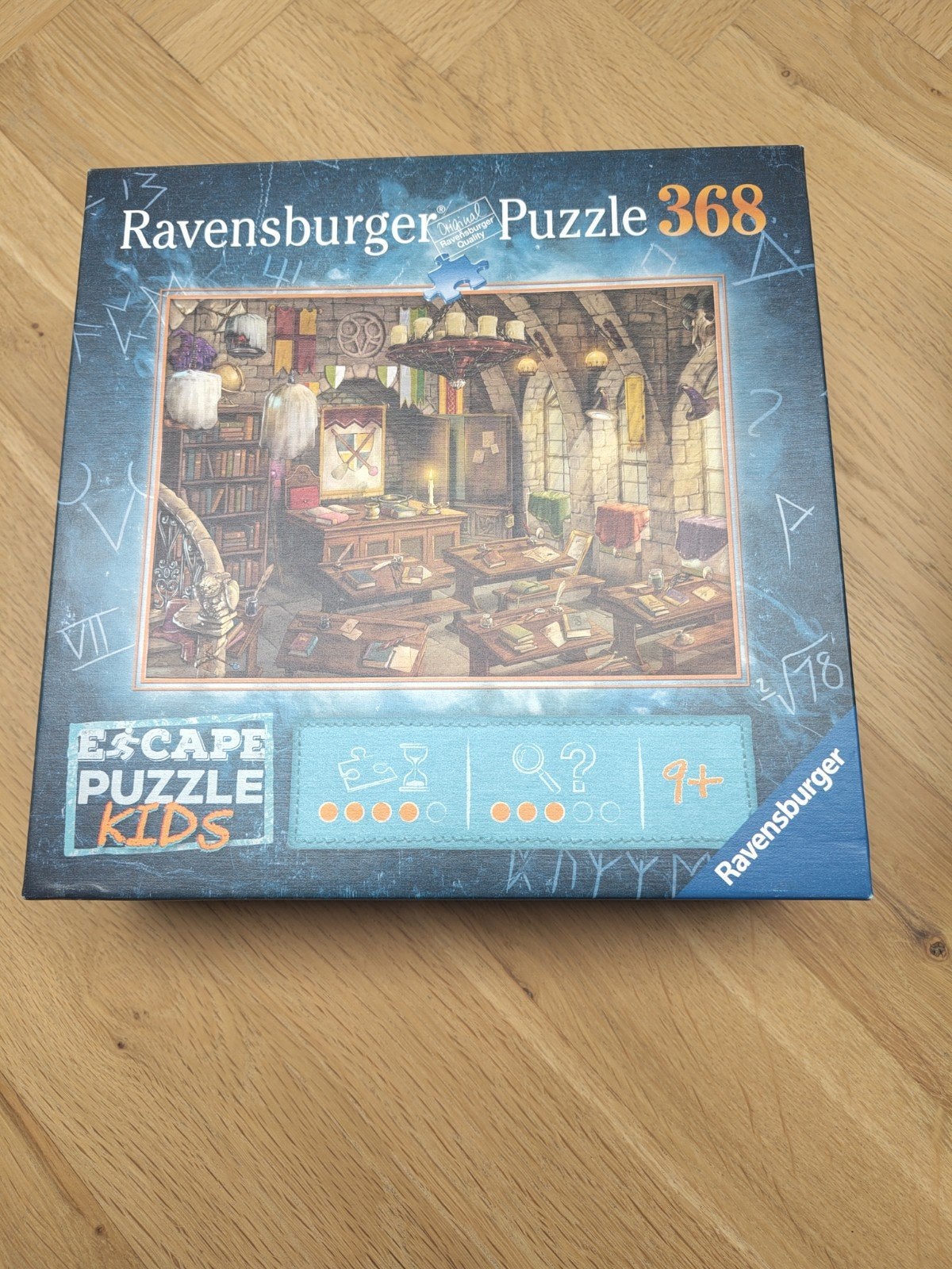 Ravensburger Escape Puzzle Kids 'in de toverschool', Ophalen of Verzenden, Minder dan 500 stukjes, Zo goed als nieuw, Legpuzzel
