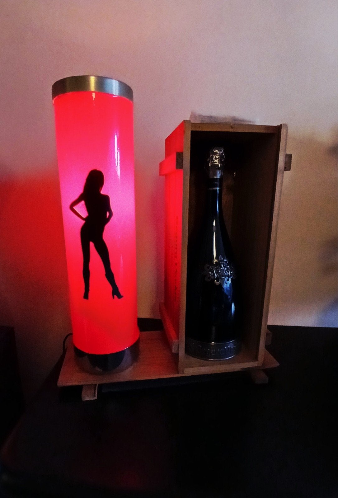Red light district reclame lamp, Verzamelen, Merken en Reclamevoorwerpen, Ophalen of Verzenden, Lichtbak of (neon) lamp
