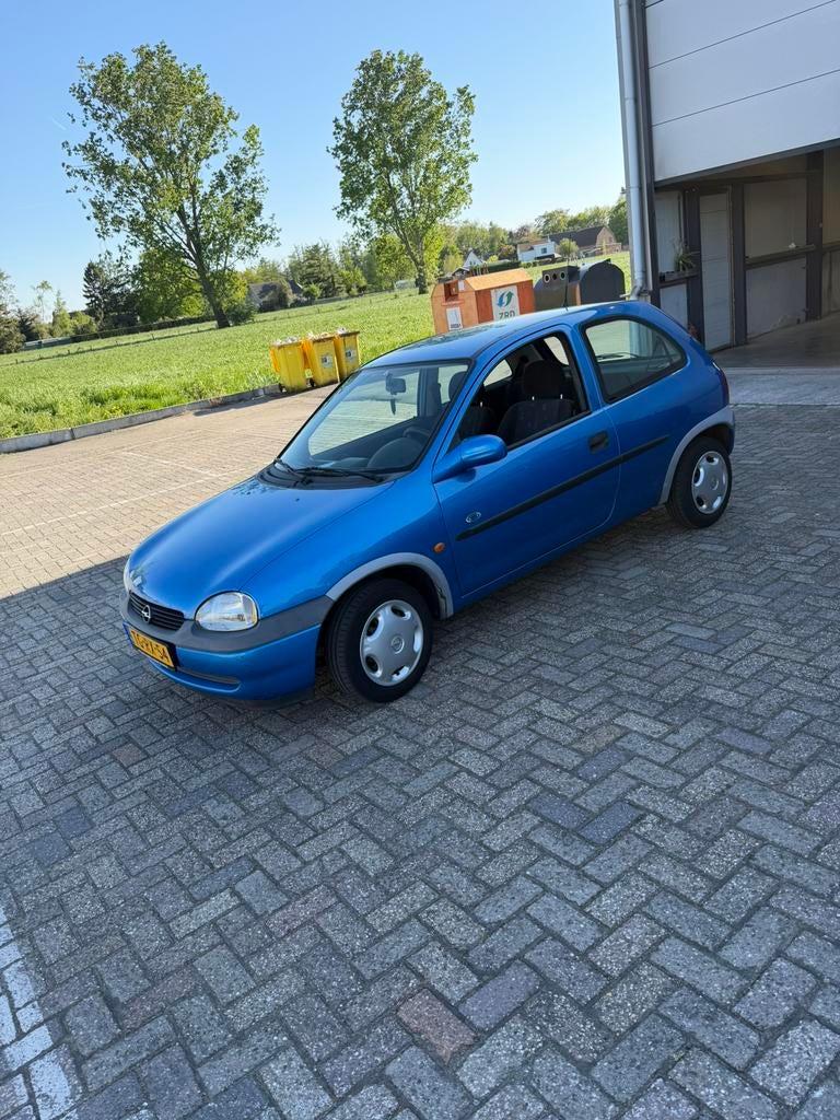 Opel Corsa 1.4 I 44KW 3D 1998 Blauw, Voorwielaandrijving, 450 kg, 4 cilinders, Blauw