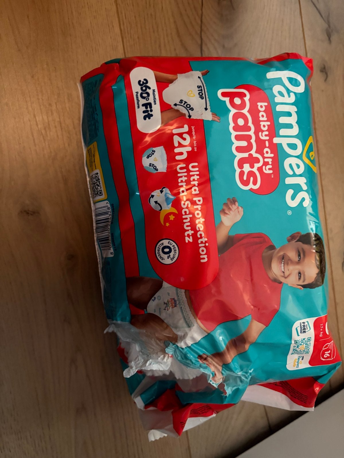 Pampers luierbroekjes maat 8 & Drynites (bijna vol), Ophalen, Zo goed als nieuw