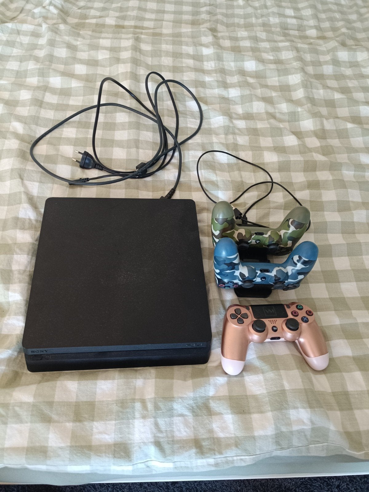 PlayStation 4 Slim 500GB met 3 controllers en GTA V, Ophalen of Verzenden, Zo goed als nieuw, Met 3 controllers of meer, Slim
