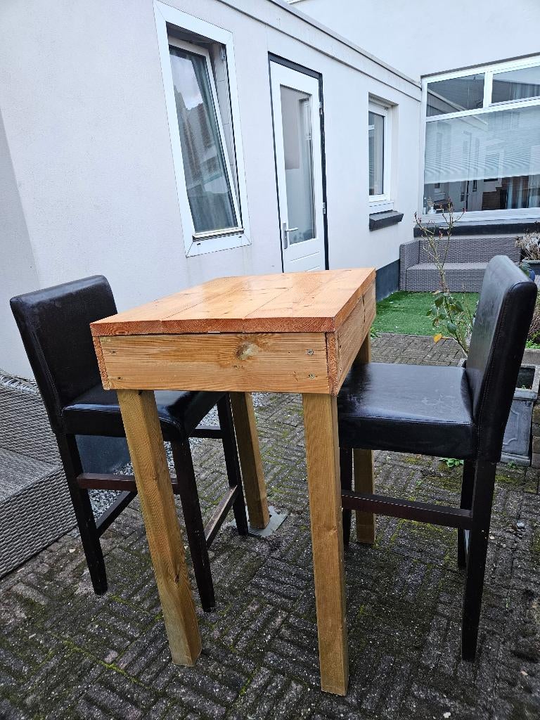 Houten bartafel met 2 barstoelen, Huis en Inrichting, Tafels | Eettafels, Ophalen, Gebruikt, 50 tot 100 cm, Vierkant