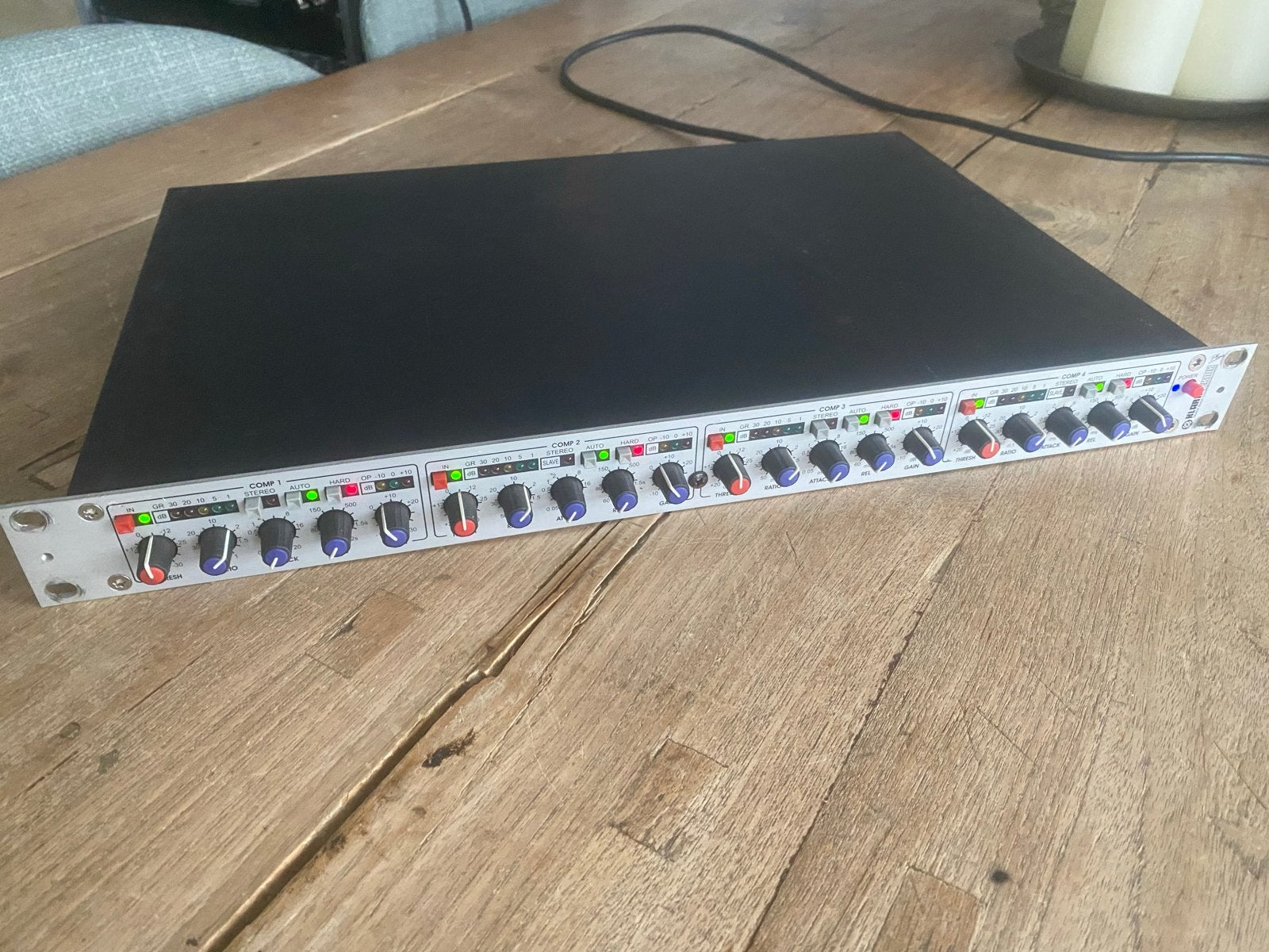 Klark Teknik DN504 compressor/begrenzer - Topstaat, Muziek en Instrumenten, Ophalen of Verzenden, Nvt, Nvt, Nvt