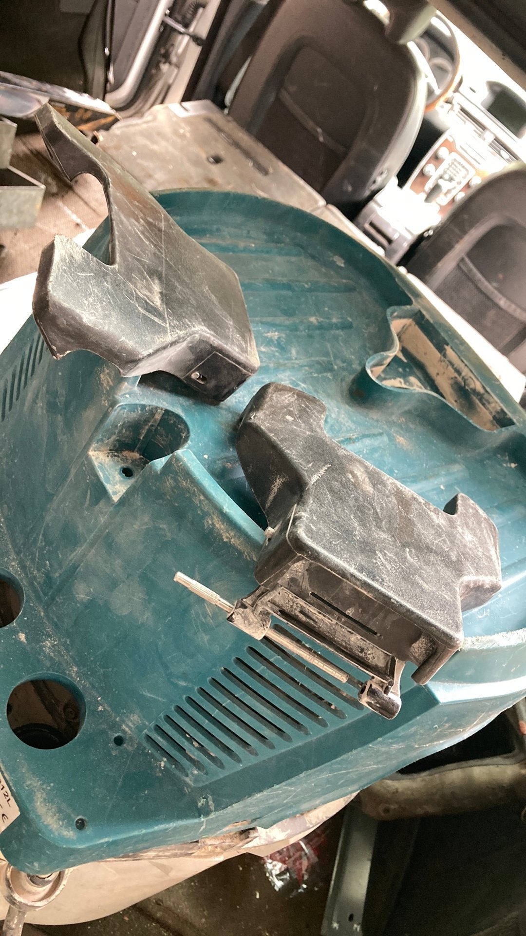 2 stuks zijsluiters van een Makita bouwstofzuiger, Ophalen, Gereedschap of Toebehoren