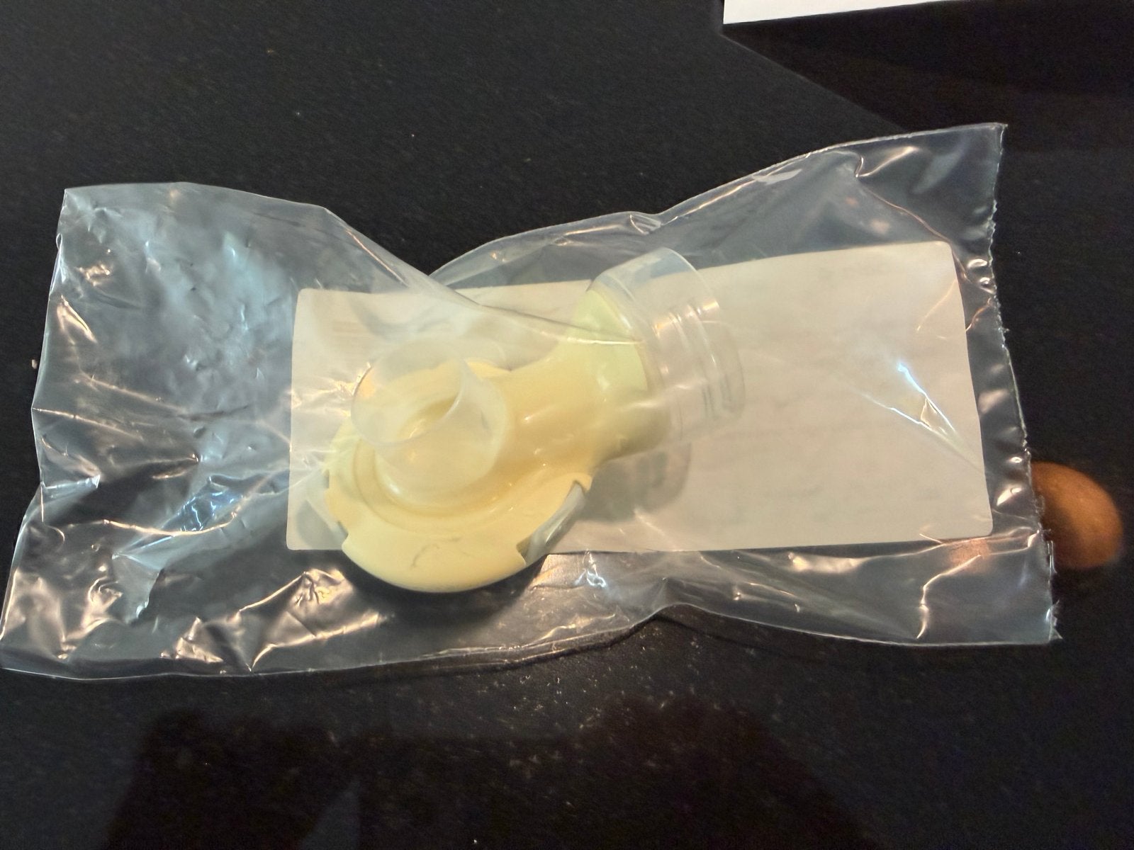Nieuwe Medela Connector incl membraan Freestyle & Swing Maxi, Ophalen, Nieuw, Borstkolf, Medela