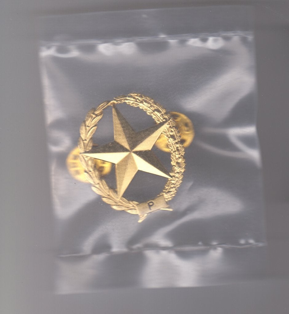 brevet metaal schutter 1e kl P, Ophalen of Verzenden, Landmacht, Nederland, Embleem of Badge