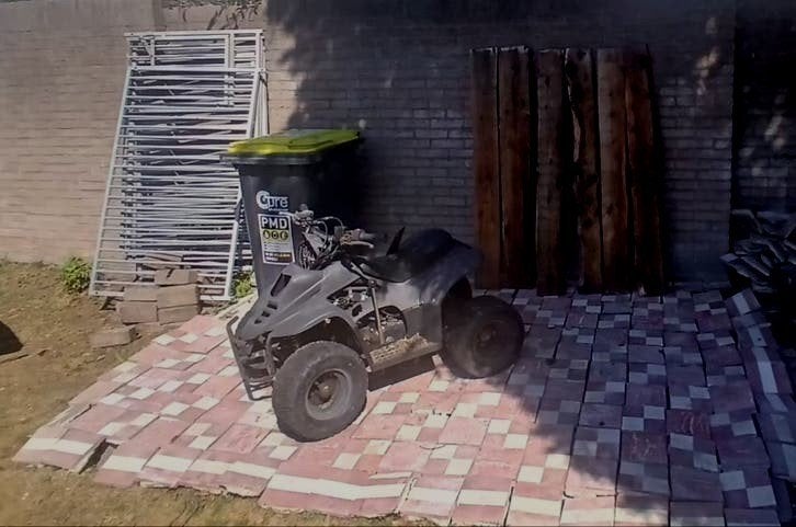 Partij oude plavuizen,, Ophalen