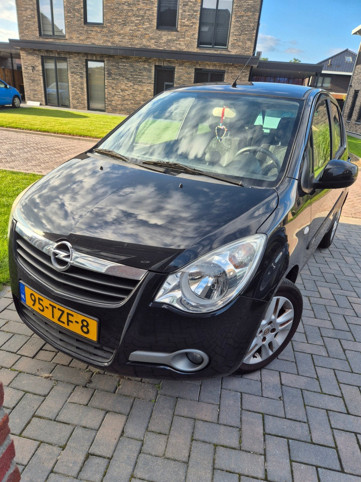 Opel Agila 1.0 12V 2012 Zwart, Auto's, Stof, Mistlampen, Origineel Nederlands, Handgeschakeld