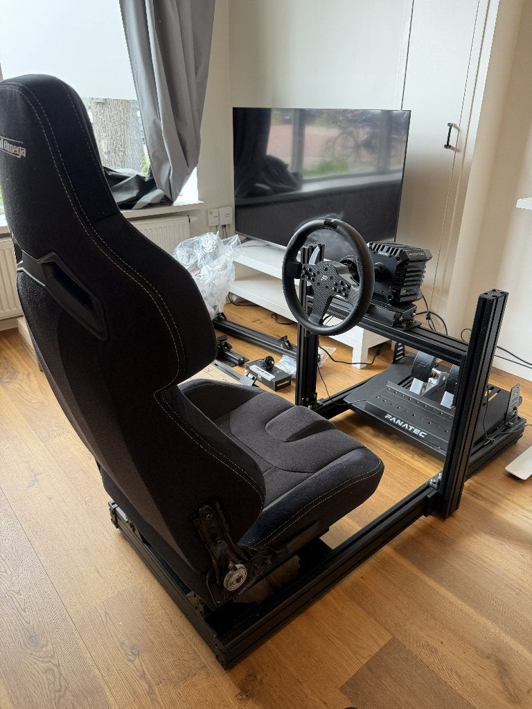 Complete Simracing Cockpit — Fanatec, GT Omega, Ophalen, Zo goed als nieuw