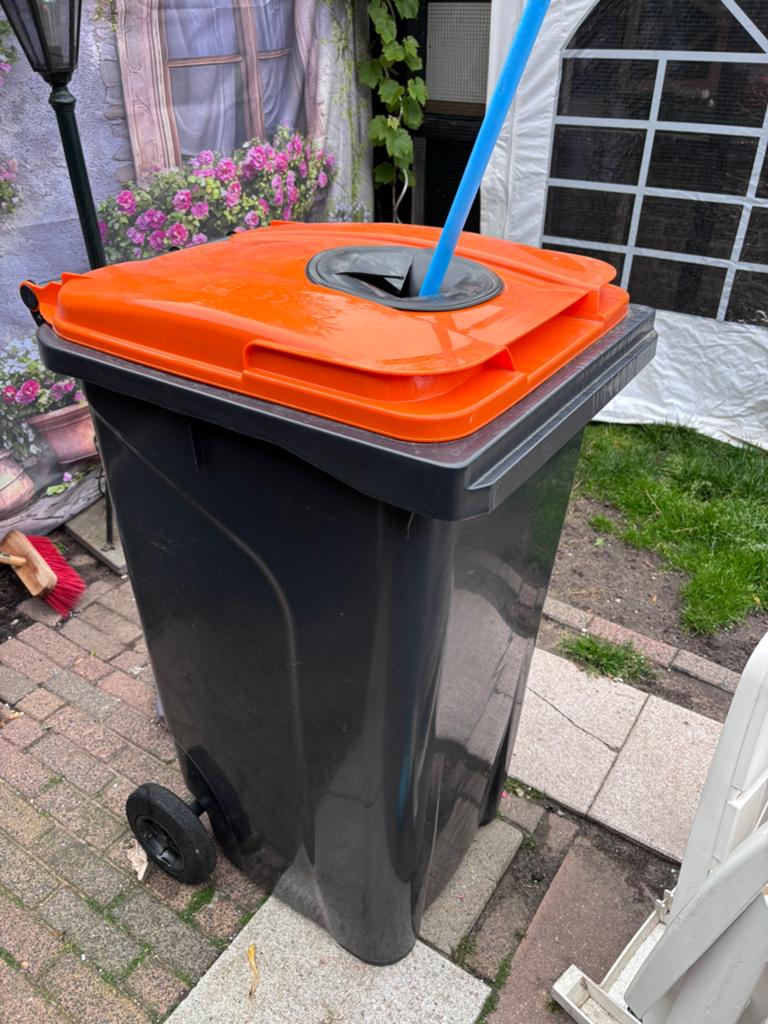 Nieuwe kliko met flessengat, Huis en Inrichting, Woonaccessoires | Prullenbakken, Kunststof, Nieuw, 40 liter of meer, Ophalen of Verzenden