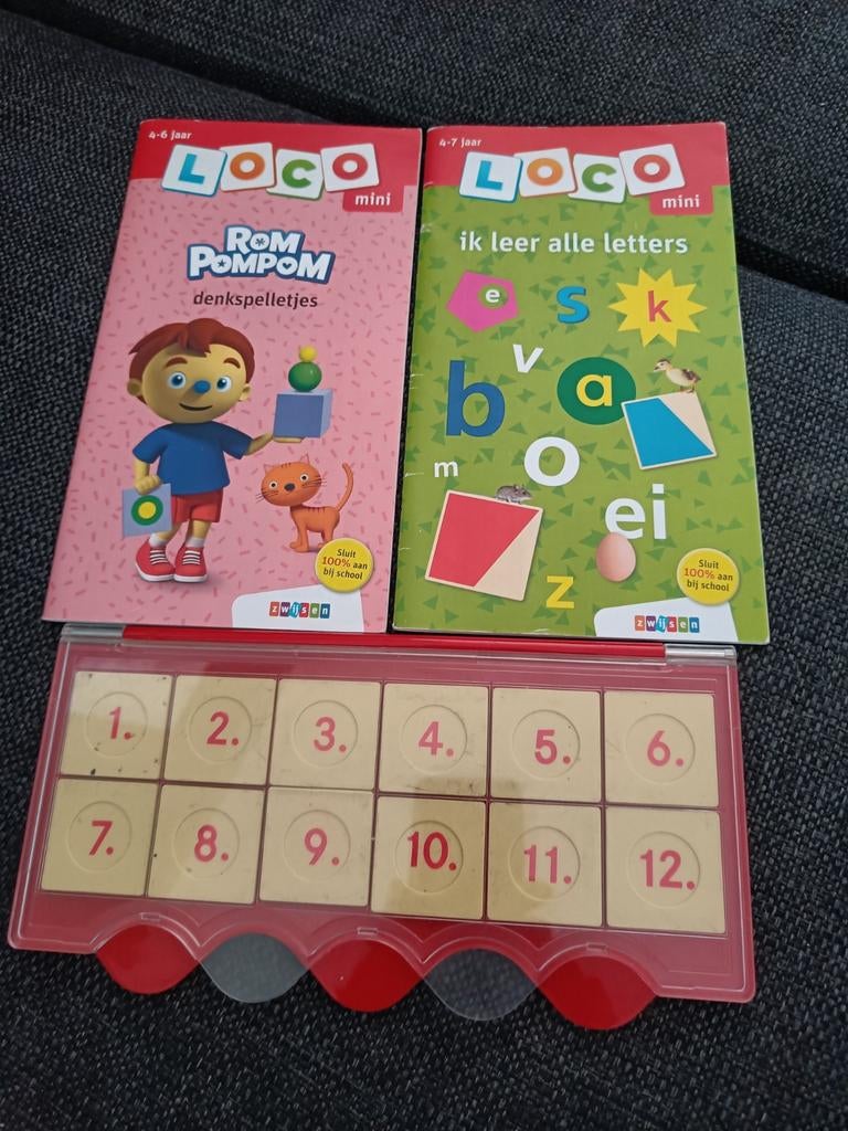 Mini loco tegeldoos met 2 boekjes, 4-7 jaar, Ophalen of Verzenden, Zo goed als nieuw, Taal en Lezen