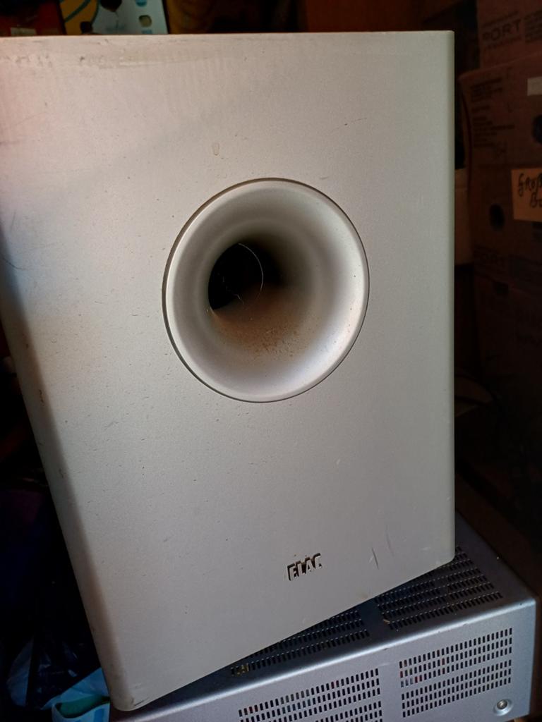 ELAC Powered Subwoofer en Satelliet Speakers, Audio, Tv en Foto, Luidsprekers, Overige merken, Gebruikt, Info@elac.com, Subwoofer