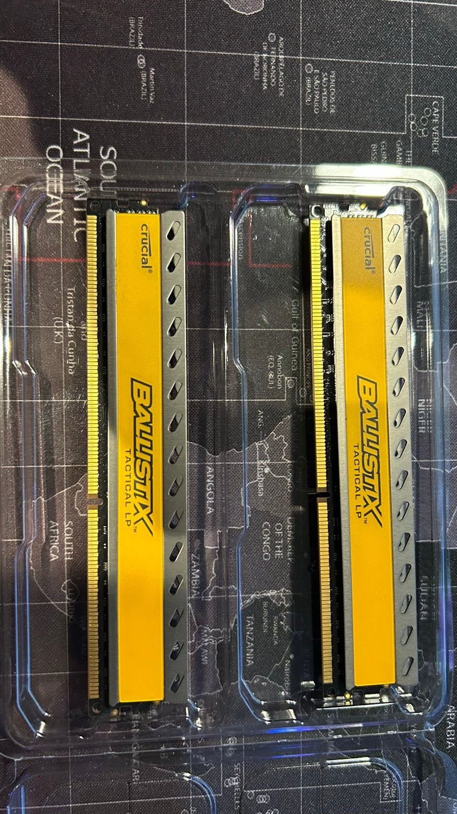 Crucial Ballistix Tactical LP 8GB DDR3 RAM Geheugen, Computers en Software, Server, DDR3, Ophalen of Verzenden, Zo goed als nieuw