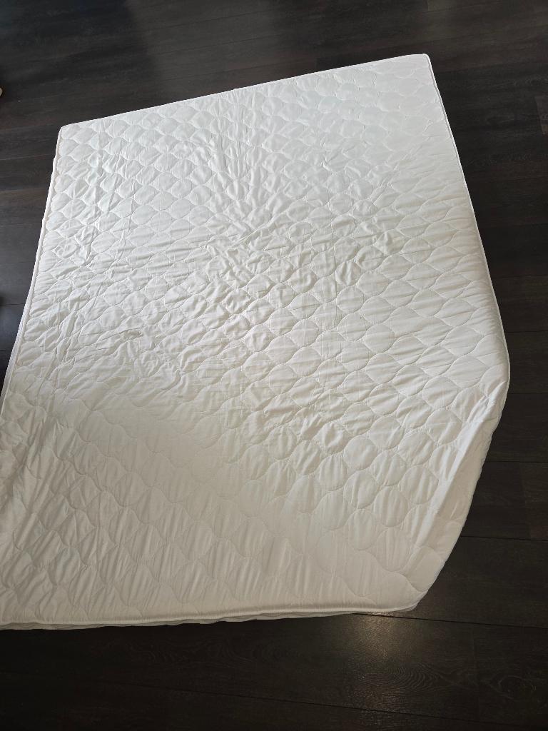 Topmatras/topper eventueel voor frans bed 160 bij 200, Caravans en Kamperen, Caravan accessoires, Ophalen of Verzenden, Zo goed als nieuw