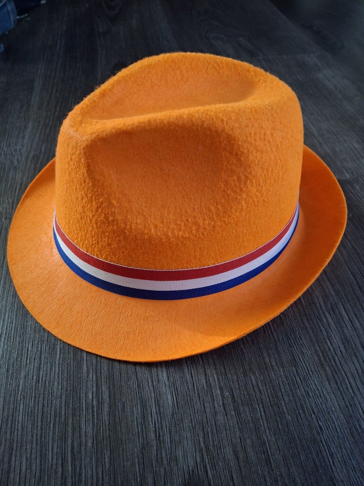 Oranje hoed met Nederlandse vlag band, Hoed, One size fits all, Ophalen of Verzenden, Onbekend