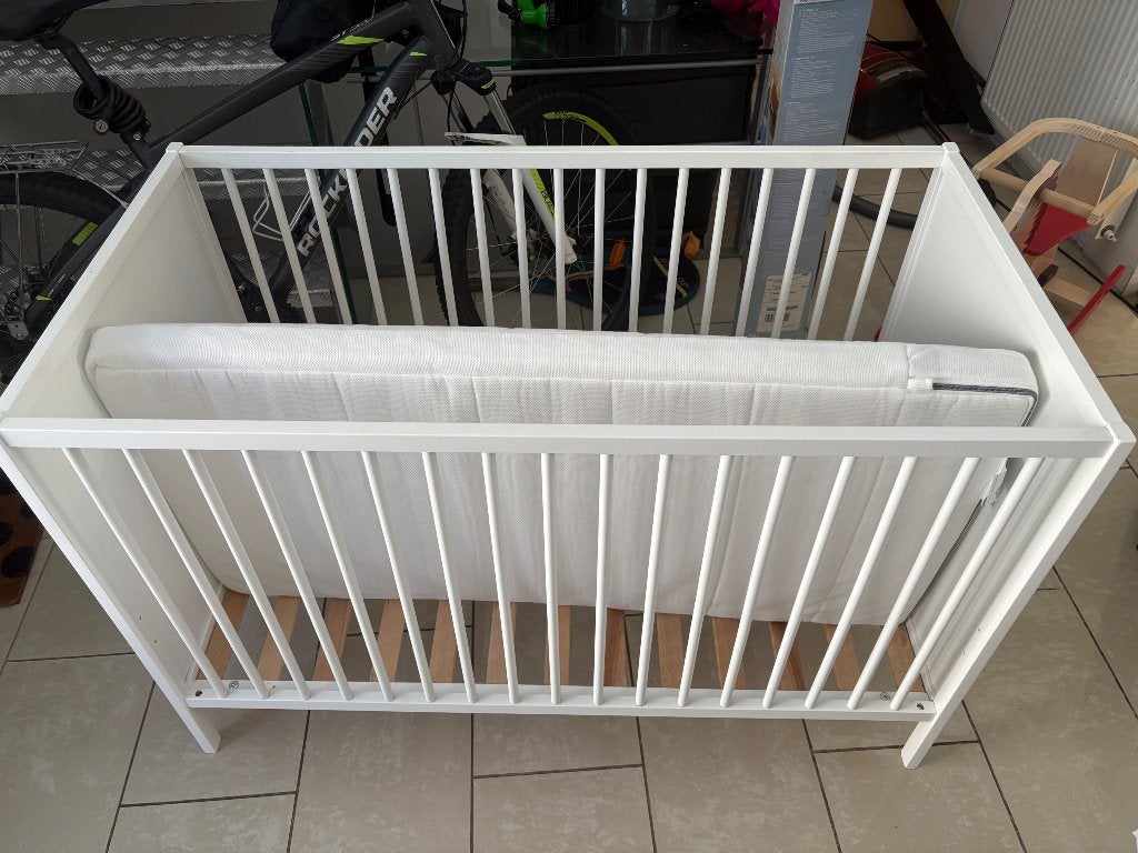 Ledikant Puck 60x120, Ophalen, Zo goed als nieuw, Ledikant