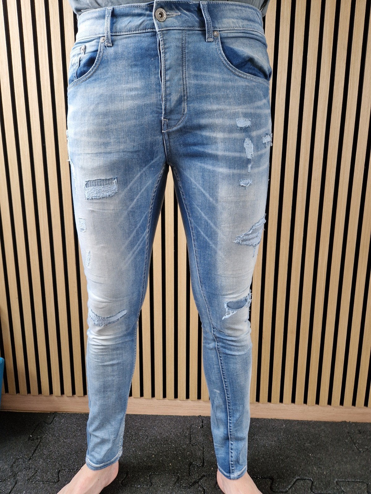 Chasin' Skinny Jeans - Destroyed Details Maat 32/34, Kleding | Heren, Spijkerbroeken en Jeans, Onbekend, Blauw, W32 (confectie 46) of kleiner