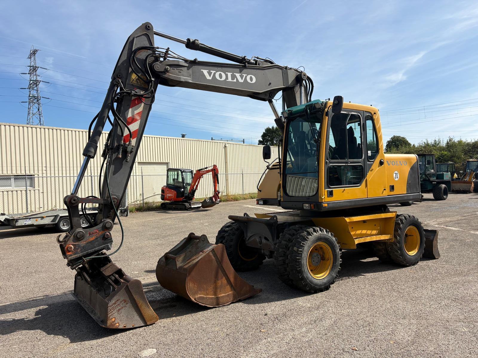 Volvo EW140B Bandenkraan TOP MACHINE!!!, Ophalen, Graafmachine