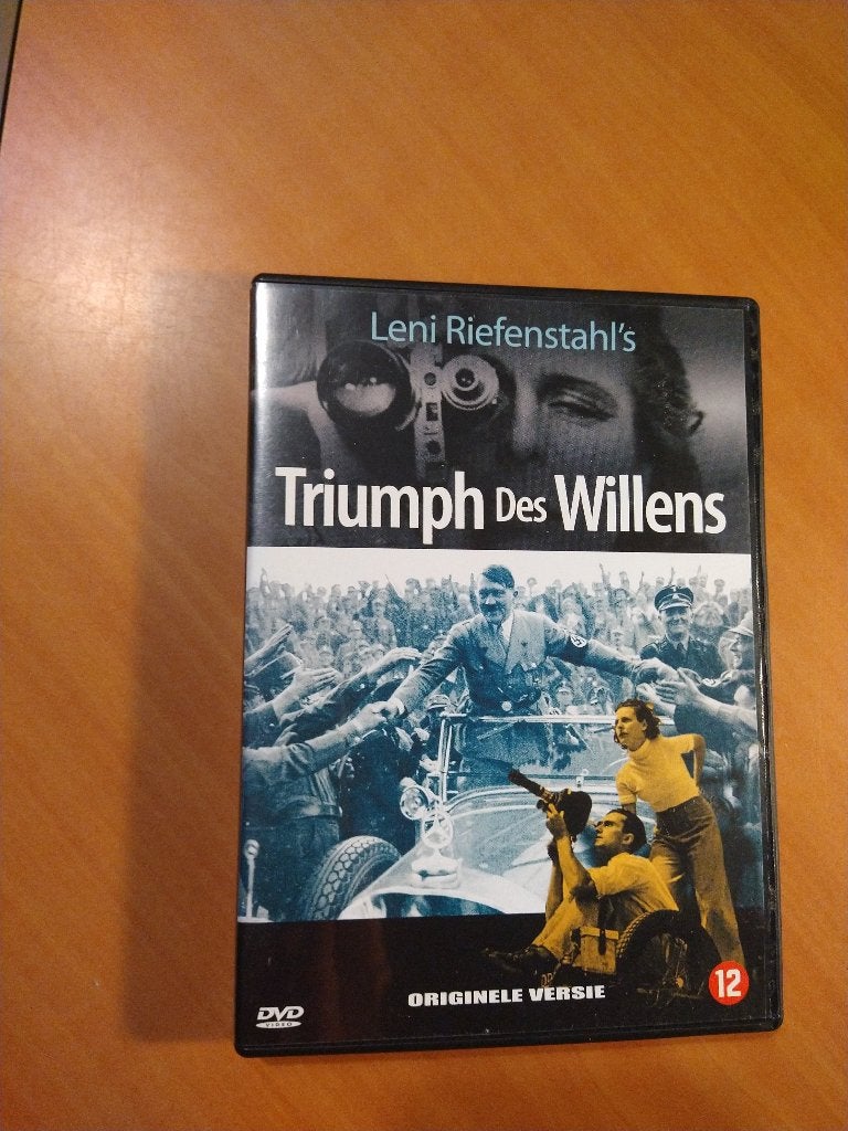 DVD Leni Riefenstahl's Thriumph Des Willens, Alle leeftijden, Ophalen of Verzenden, Zo goed als nieuw, Natuur