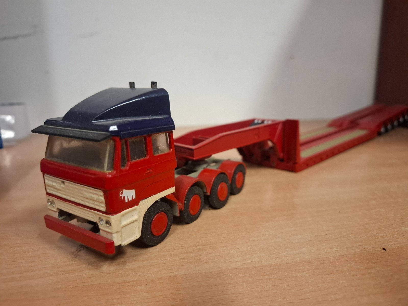 daf 3300 4 asser ,zwaar vervoer met dieplader, Hobby en Vrije tijd, Ophalen of Verzenden, Bus of Vrachtwagen, Corgi