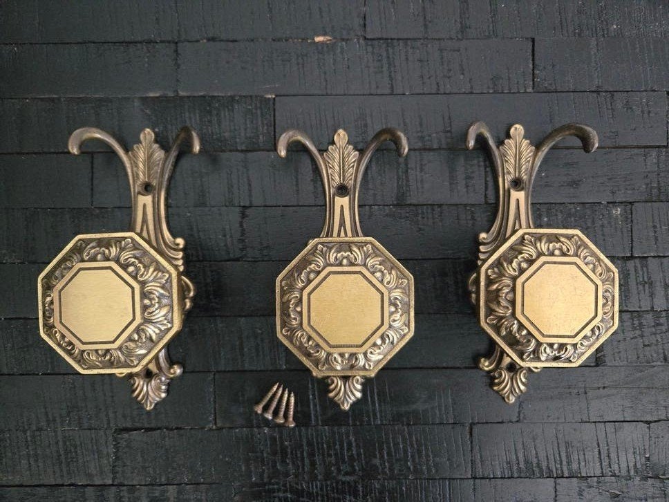 3 Vintage Messing Kapstokhaken / Wandhaken – Italiaans barok, Ophalen of Verzenden, Zo goed als nieuw, Metaal, Minder dan 100 cm