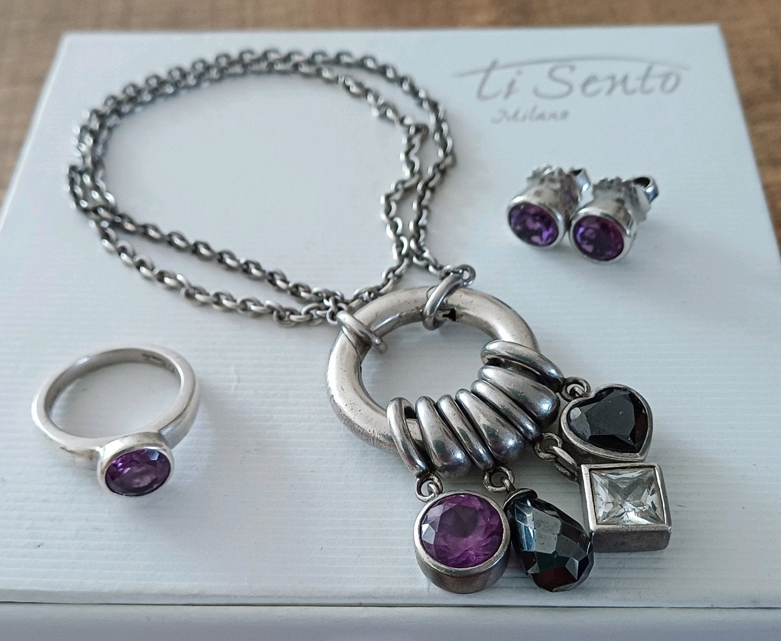 Ti Sento set: oorbellen ketting ring zilver paars amethist, Gebruikt, Paars, Ophalen of Verzenden, Met edelsteen