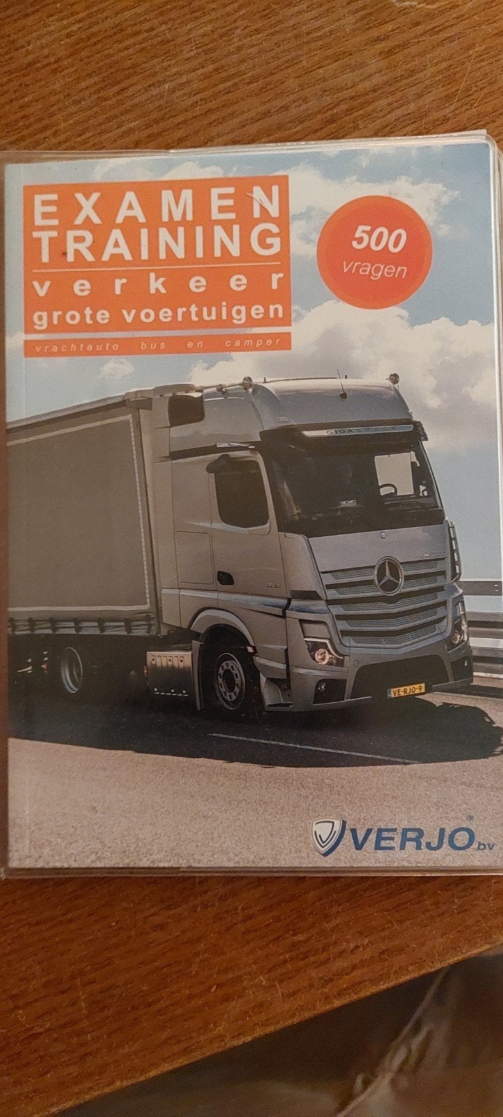 Verjo rijbewijs C1 - RV1 examentraining, Boeken, Ophalen of Verzenden, Alpha, Zo goed als nieuw, Niet van toepassing