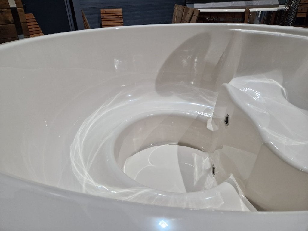 Foto 5 van hottub hot tub zwembad jacuzzi aanbieding  NU 2650,- euro !!