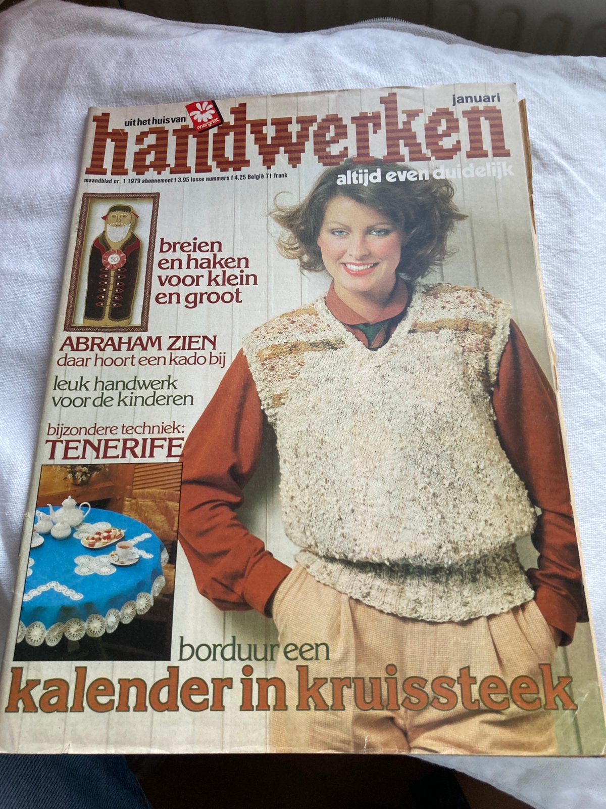 vintage blad Handwerken, Ophalen of Verzenden, Zo goed als nieuw