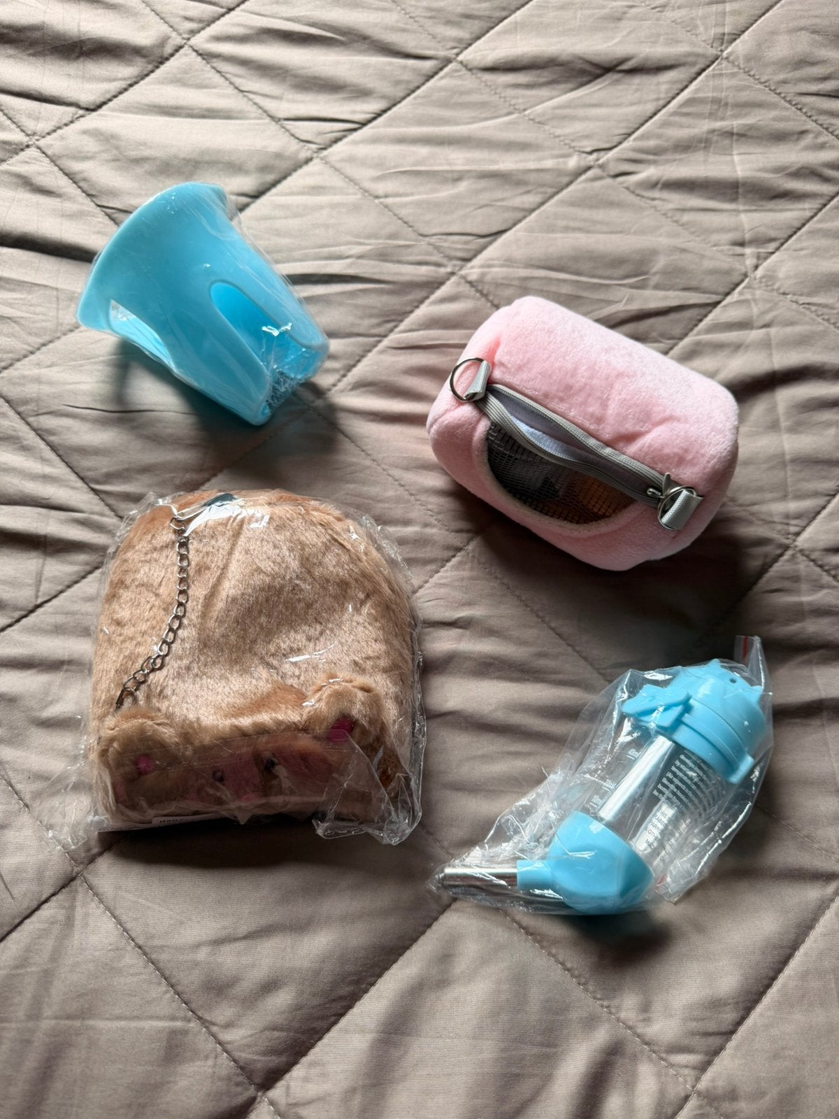 Nieuw hamster toebehoren tas drinkfles bed bakje, Ophalen of Verzenden, Nieuw, Voerbakje