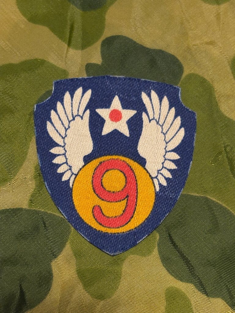 Tweede wereldoorlog USAAF 9th  printed patch (1), Verzamelen, Ophalen of Verzenden, Landmacht, Nederland, Embleem of Badge