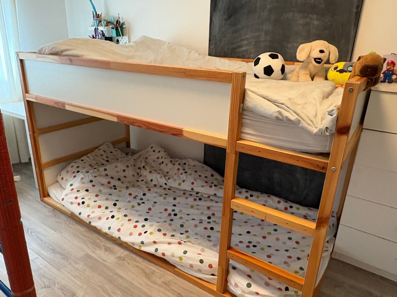 IKEA KURA bed / hoogslaper (90x200 cm) incl. 2 matrassen, Kinderen en Baby's, Kinderkamer | Stapelbedden en Hoogslapers, Ophalen