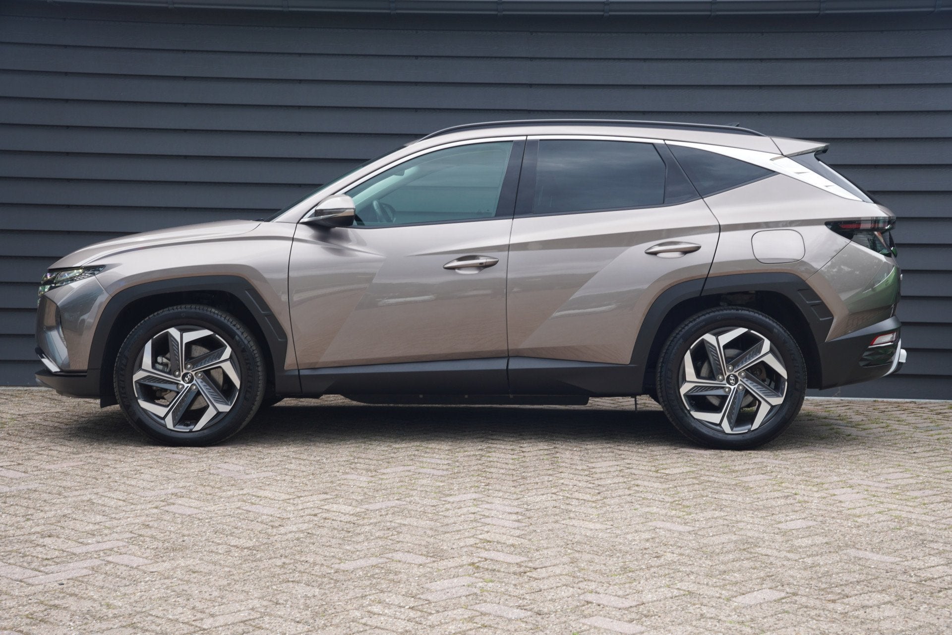 Hyundai Tucson 1.6 T-GDI PHEV Comfort Smart 4WD - CAMERA - T, Auto's, Automaat, 1350 kg, Stof, Gebruikt