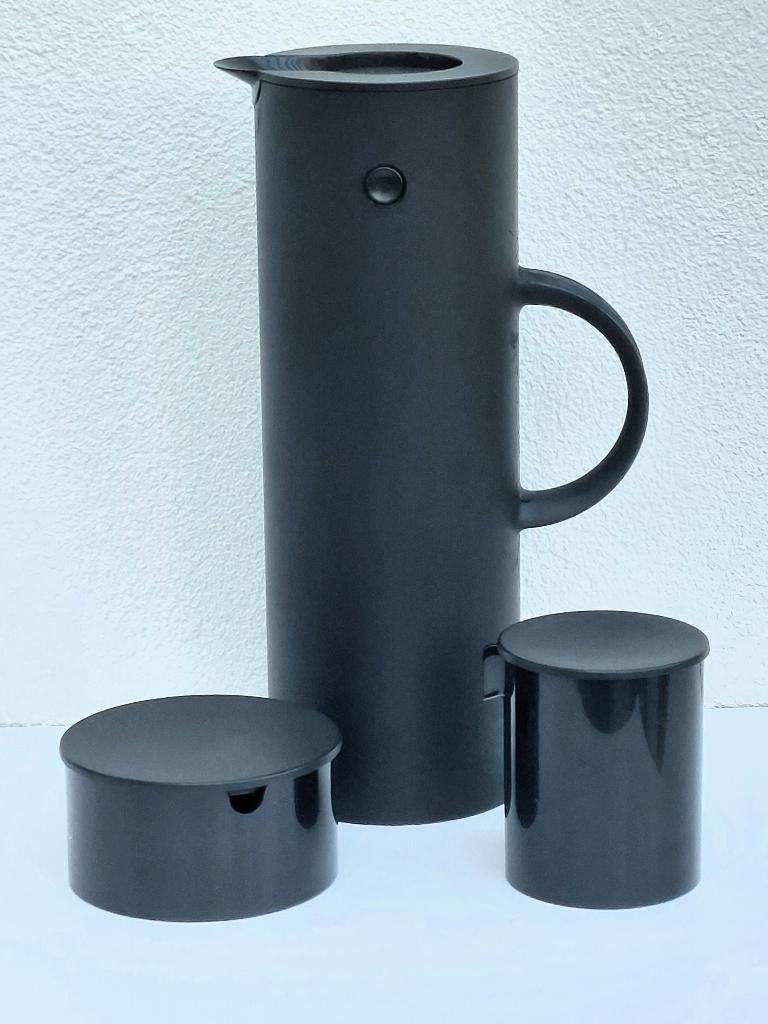 Stelton koffiekan en melk/suikerpot (250704), Gebruikt, Kunststof, Ophalen of Verzenden, Zwart