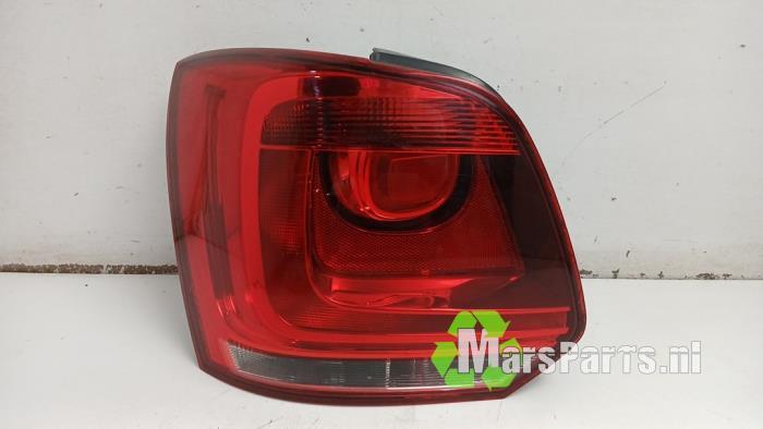 Achterlicht links van een Volkswagen Polo