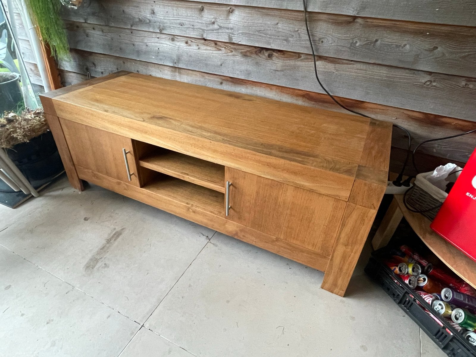 Massief houten tv-meubel met opbergruimte 170x60x60, Ophalen, Gebruikt, 150 tot 200 cm, Minder dan 100 cm